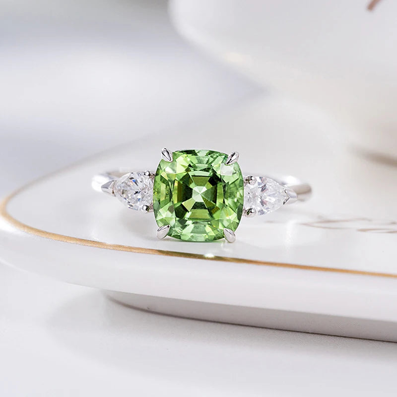 Huitan Bright Green Cubic Zirconia Rings for Women Fresh Style Female Accessories for Engagement Wedding Party Elegant Jewelry